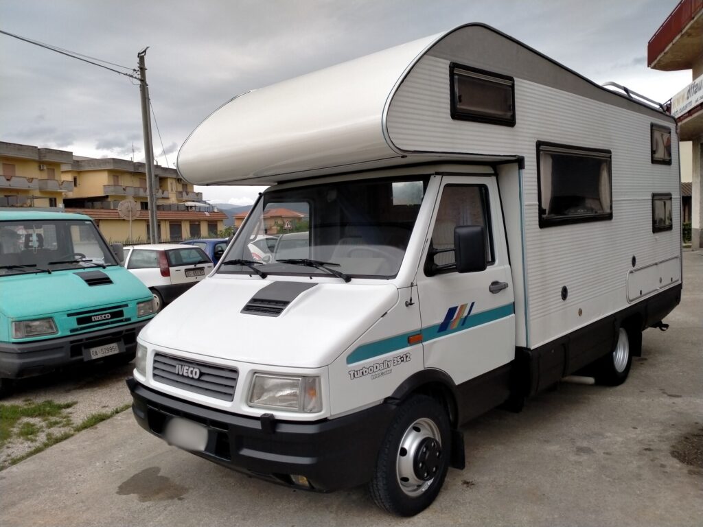 Veicoli commerciali e autocaravan usati in vendita a Fondi